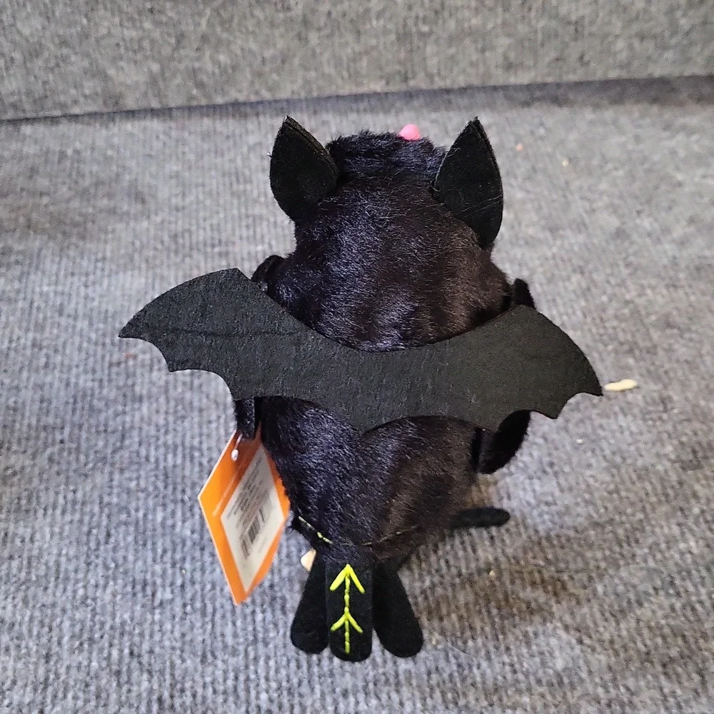 TARGET Spritz Hyde and Eek! Birds Halloween bat 2024